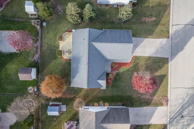 2228 HIGH MEADOWS LANE, Neenah, WI 54956