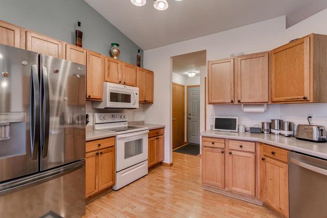 2228 HIGH MEADOWS LANE, Neenah, WI 54956