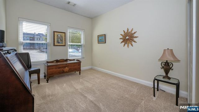 502 Brittany Drive 502, Wayne, NJ 07470