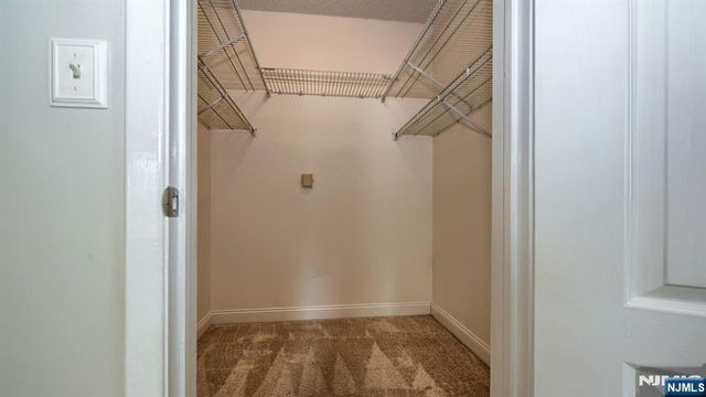 502 Brittany Drive 502, Wayne, NJ 07470