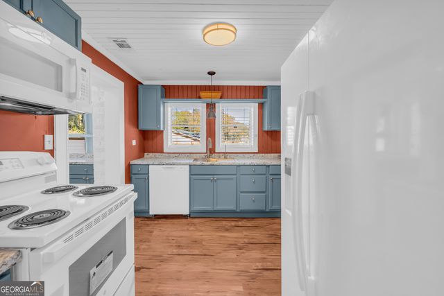 288 S Broad Street, Toccoa, GA 30577