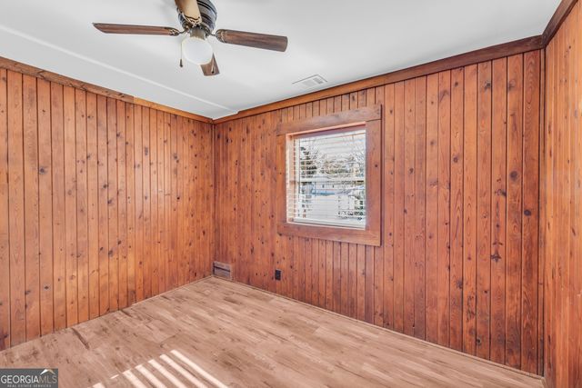 288 S Broad Street, Toccoa, GA 30577