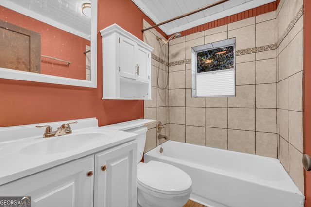 288 S Broad Street, Toccoa, GA 30577