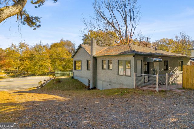 288 S Broad Street, Toccoa, GA 30577