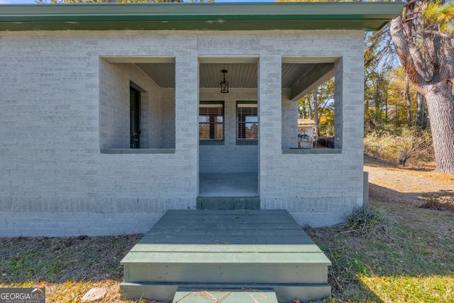 288 S Broad Street, Toccoa, GA 30577