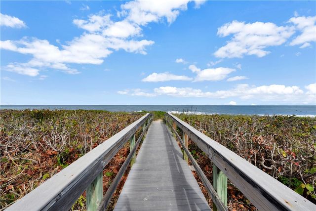 965 Beacon Lane, Vero Beach, FL 32963