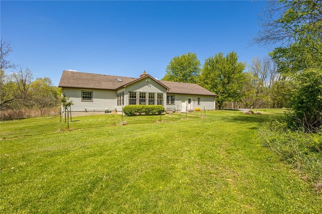 827 Turner Rd, Macedon, NY 14522