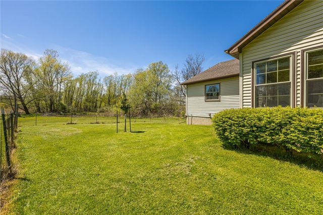 827 Turner Rd, Macedon, NY 14522