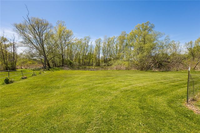 827 Turner Rd, Macedon, NY 14522