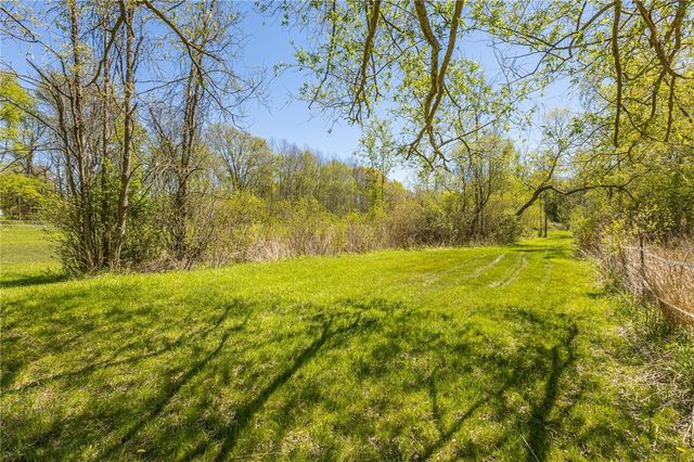827 Turner Rd, Macedon, NY 14522
