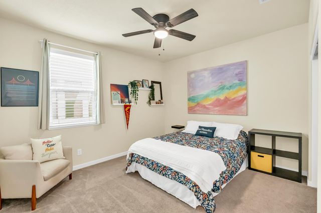 4210 Ocean Ln, Elk Grove, CA 95757