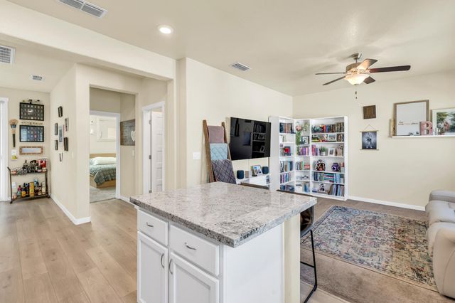 4210 Ocean Ln, Elk Grove, CA 95757