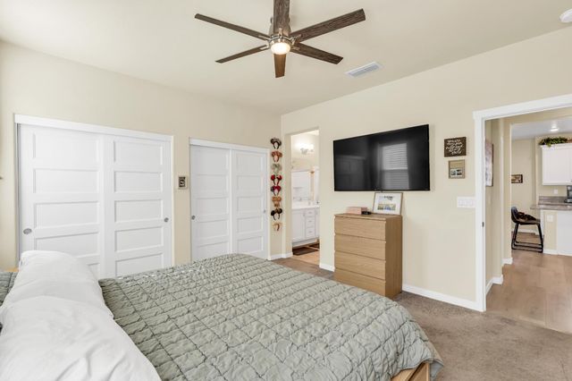 4210 Ocean Ln, Elk Grove, CA 95757