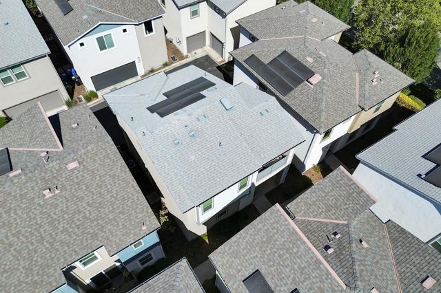 4210 Ocean Ln, Elk Grove, CA 95757