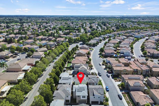 4210 Ocean Ln, Elk Grove, CA 95757