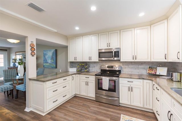 702 W BAY STREET A, Tampa, FL 33606