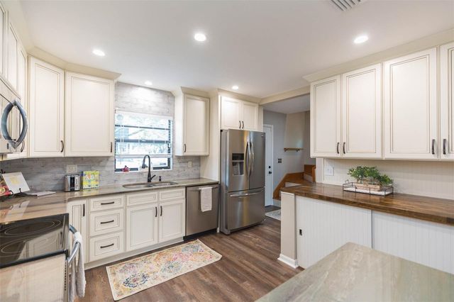 702 W BAY STREET A, Tampa, FL 33606