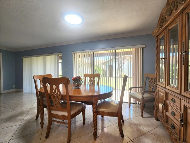 1572 SW 23rd Terrace, Deerfield Beach, FL 33442