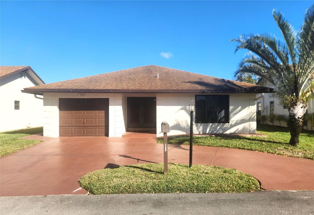 1572 SW 23rd Terrace, Deerfield Beach, FL 33442