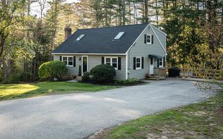 20 Alvirne Drive, Hudson, NH 03051