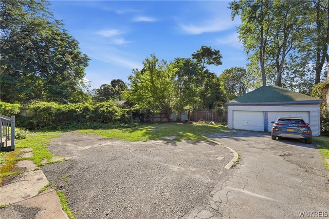 2776 Main Street, Buffalo, NY 14214