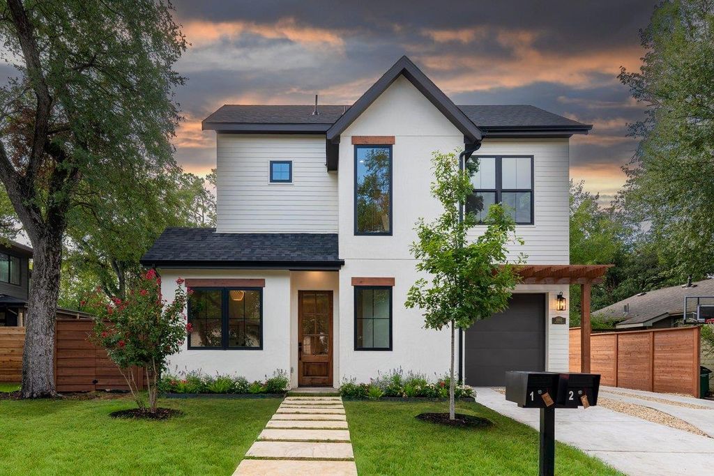 3003 W French PL 1, Austin, TX 78722