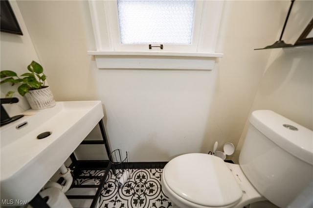 3452 Menlo Road, Shaker Heights, OH 44120