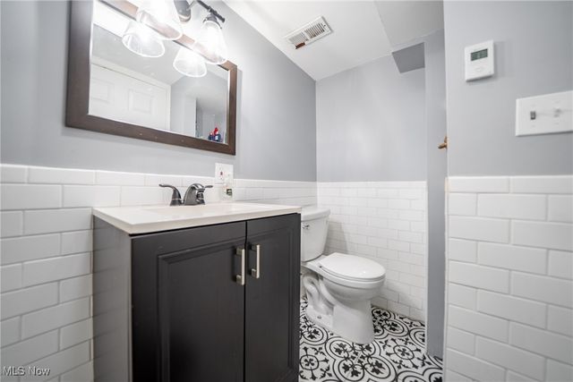 3452 Menlo Road, Shaker Heights, OH 44120