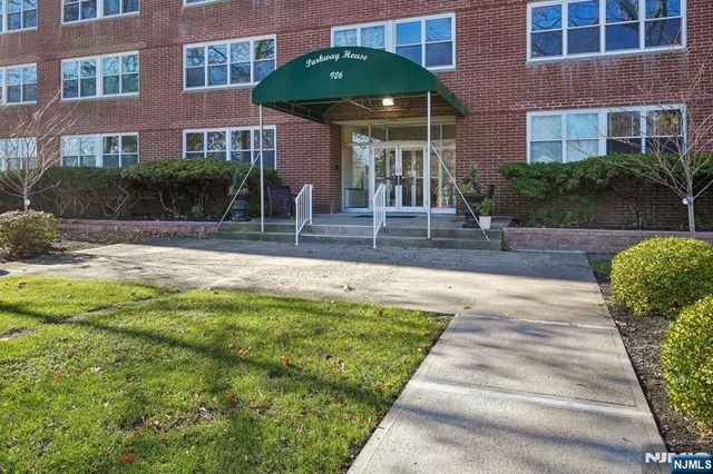 926 Bloomfield Avenue 3L, Glen Ridge, NJ 07028