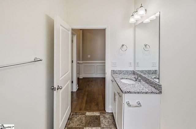 893 Deepwood Court, Boiling Springs, SC 29316