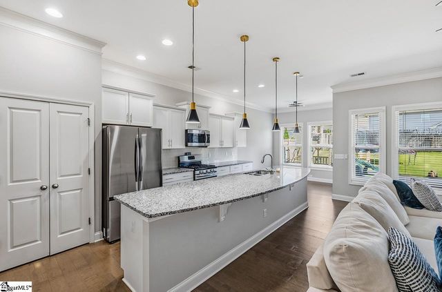 893 Deepwood Court, Boiling Springs, SC 29316