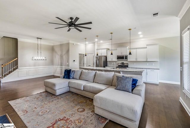 893 Deepwood Court, Boiling Springs, SC 29316