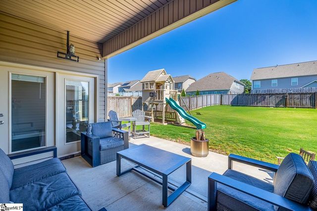893 Deepwood Court, Boiling Springs, SC 29316