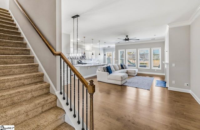 893 Deepwood Court, Boiling Springs, SC 29316