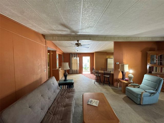 12047 FAIRWAY AVENUE, Brooksville, FL 34613