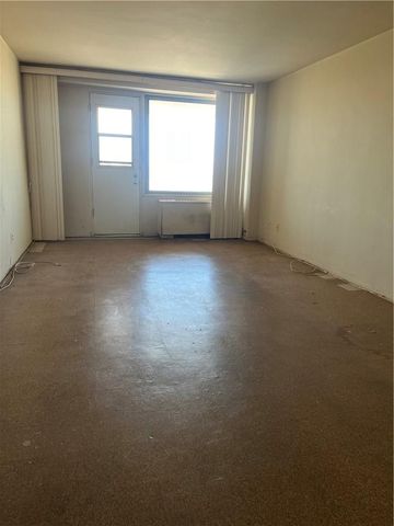 1020 Grand Concourse 20G, Bronx, NY 10451
