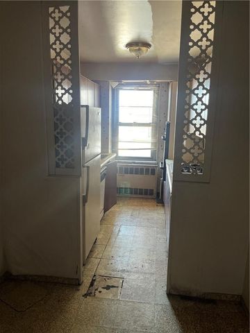 1020 Grand Concourse 20G, Bronx, NY 10451