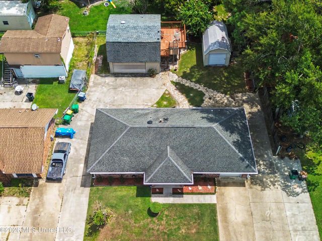 6604 Amherst Drive, Ocean Springs, MS 39564