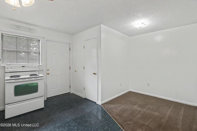 6604 Amherst Drive, Ocean Springs, MS 39564