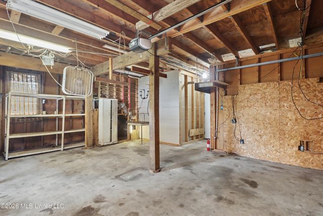 6604 Amherst Drive, Ocean Springs, MS 39564