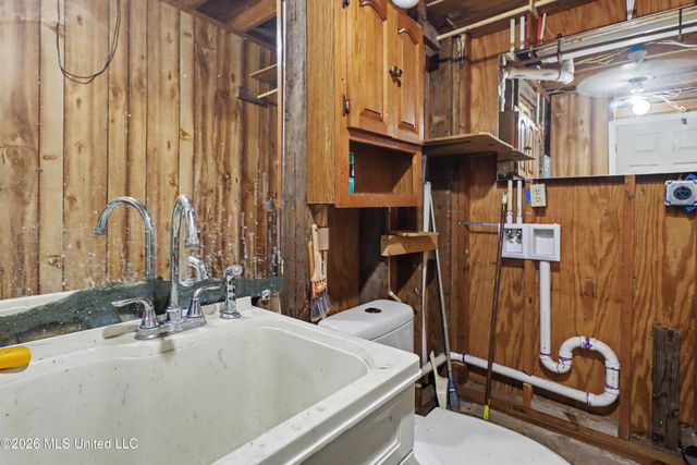 6604 Amherst Drive, Ocean Springs, MS 39564