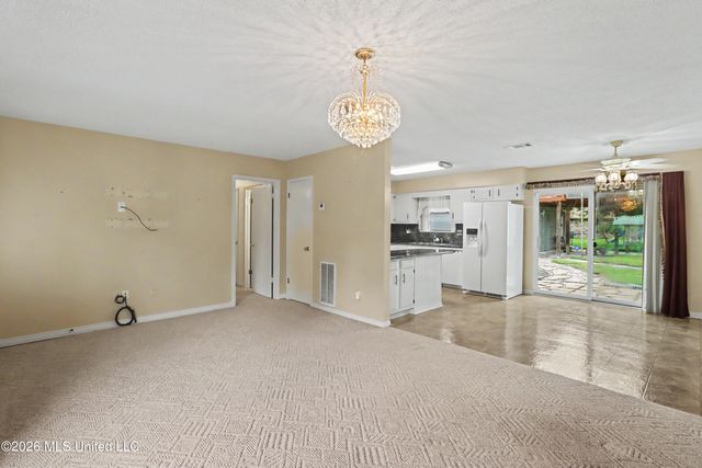 6604 Amherst Drive, Ocean Springs, MS 39564