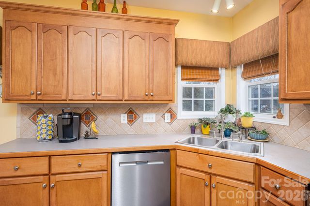 1605 Stone Pine Drive 7, Gastonia, NC 28056