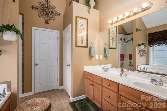 1605 Stone Pine Drive 7, Gastonia, NC 28056