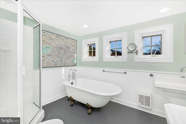 22170 DICKERSON SCHOOL RD, Dickerson, MD 20842