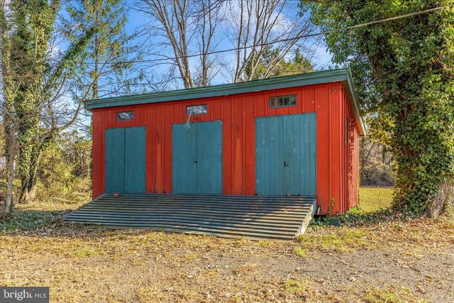 22170 DICKERSON SCHOOL RD, Dickerson, MD 20842