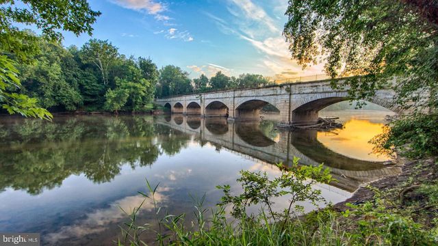 22170 DICKERSON SCHOOL RD, Dickerson, MD 20842