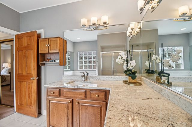 4N466 Mark Twain Street, St. Charles, IL 60175