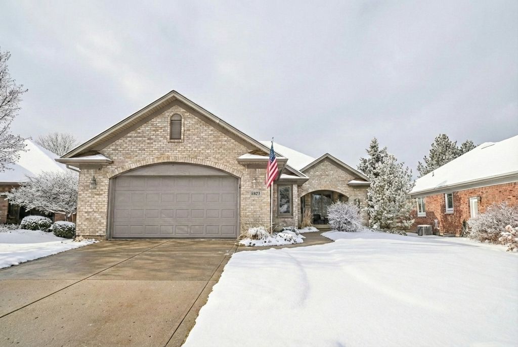 4N466 Mark Twain Street, St. Charles, IL 60175