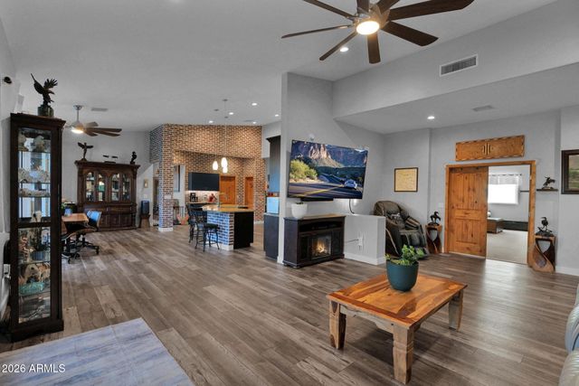 19612 W GEORGIA Avenue, Litchfield Park, AZ 85340